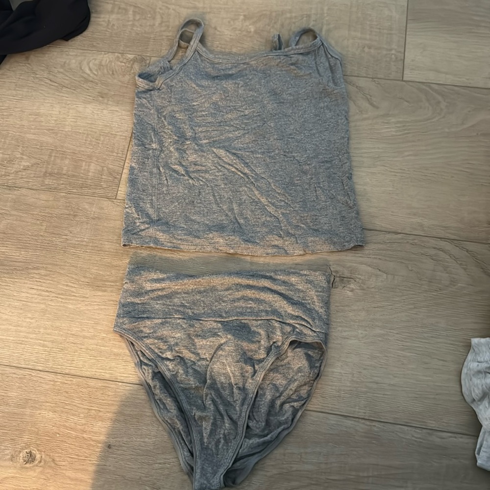 Skims high waisted underwear and tank